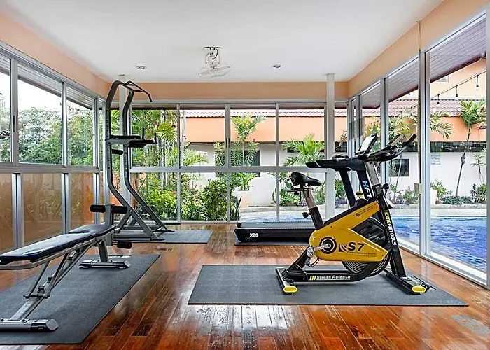 Teja Aparthotel 3*