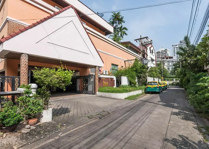 Teja Aparthotel